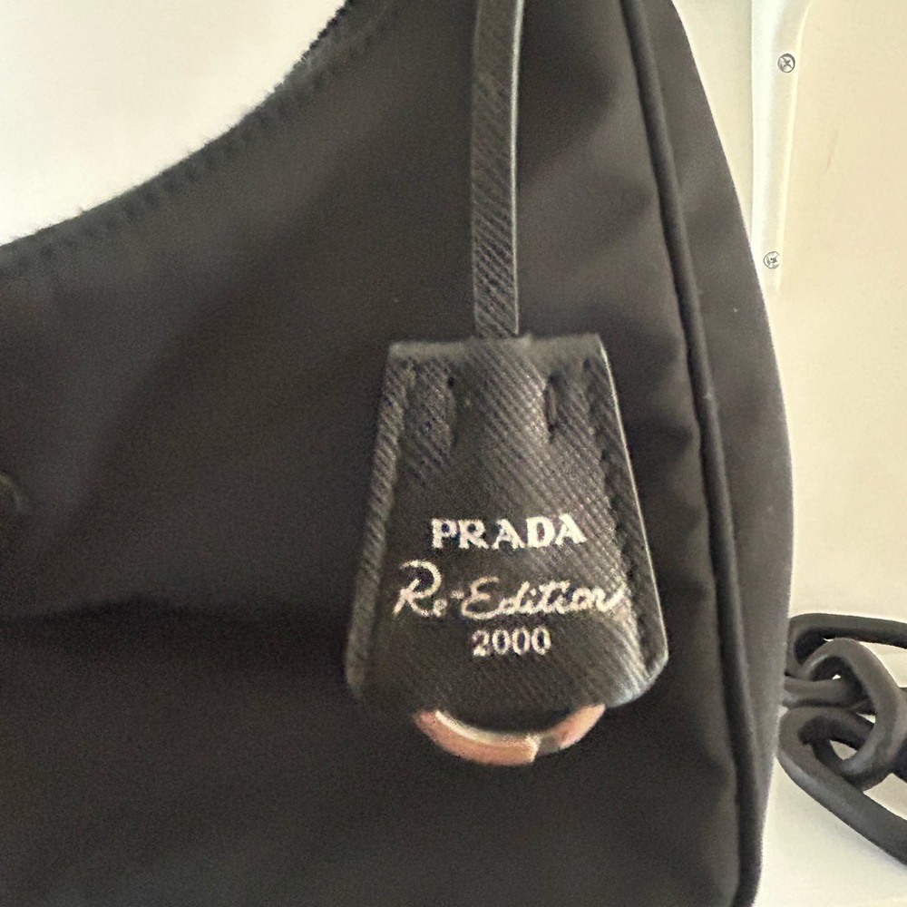 Prada re edition nylon bag - Picture 3 of 4